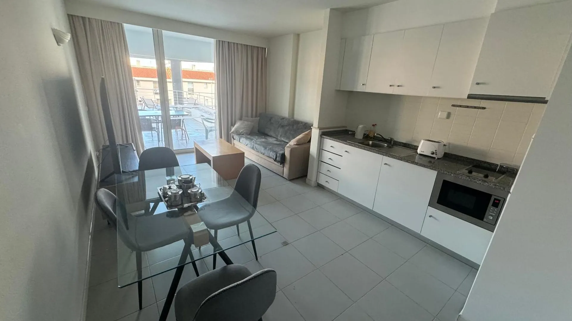 Newly Refurbished 2 Bed Appt Vilamoura Apartment