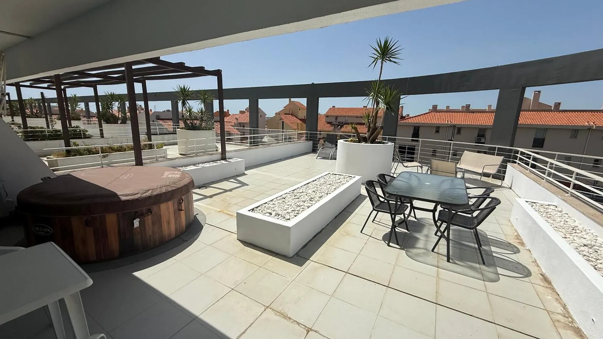 Newly Refurbished 2 Bed Appt Vilamoura Apartment