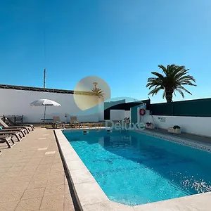 Bea By Sunny Deluxe Holiday home