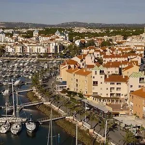 Marina Plaza By Garvetur Apartment