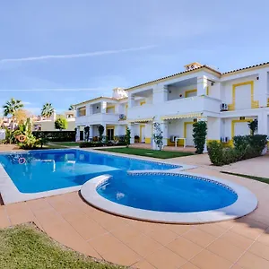 Isis - 2 Bedrooms In Apartamento